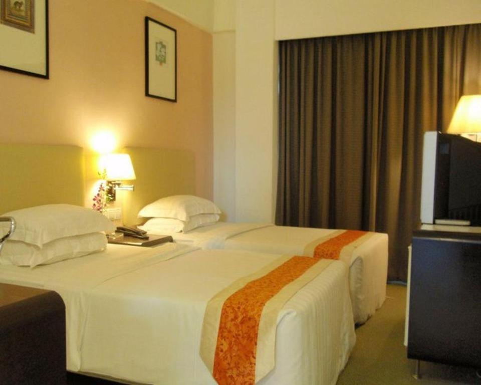 Ritz Garden Hotel Ipoh Exterior foto